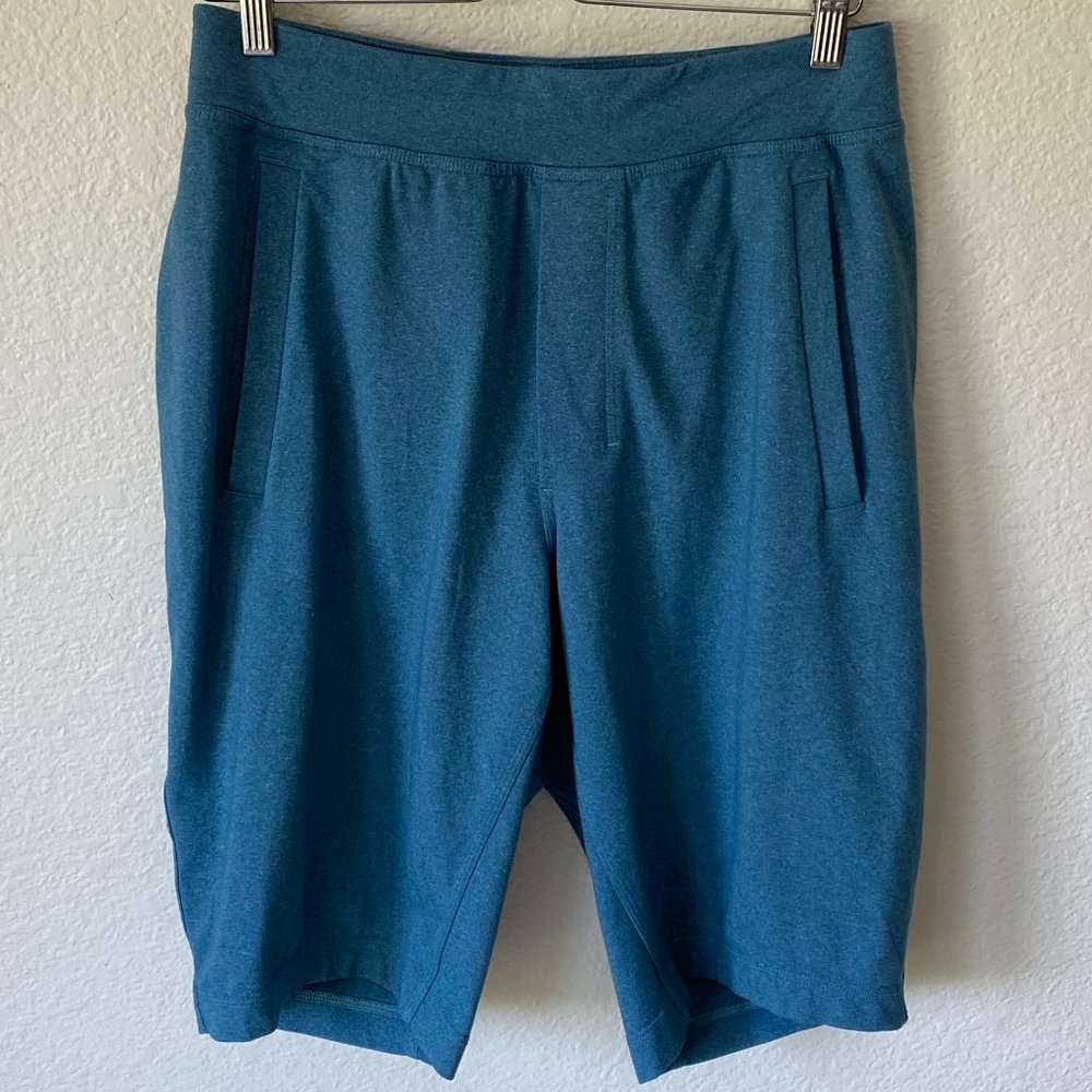 Lululemon Athletica Teal Long Relaxed Fit Shorts Size Medium
